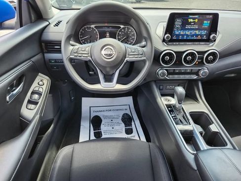 Used 2025 Nissan Sentra SV FWD image 13