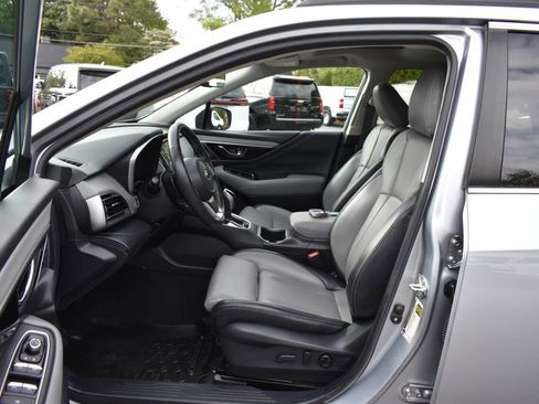 Used 2020 Subaru Outback Limited w/ Popular Package #2 image 7