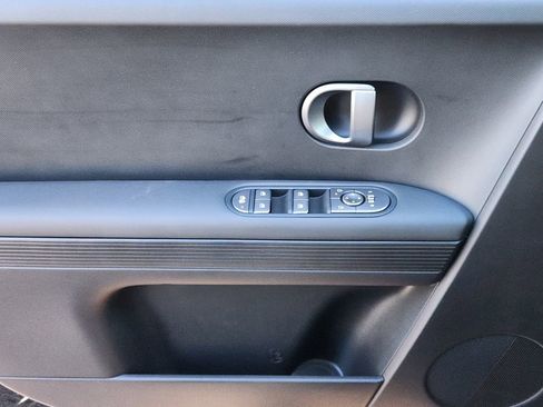 New 2026 Hyundai Ioniq 5 SEL image 16