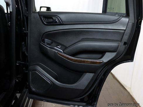 Used 2019 Chevrolet Tahoe LT image 33