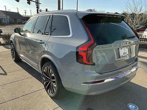 New 2026 Volvo XC90 B6 Plus w/ Protection Package Premier AWD/4WD image 10