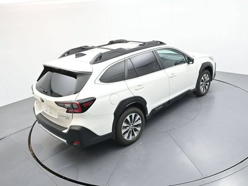 Used 2024 Subaru Outback Limited XT AWD/4WD image 30