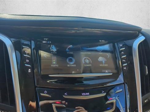 Used 2020 Cadillac Escalade ESV Premium Luxury AWD/4WD image 18