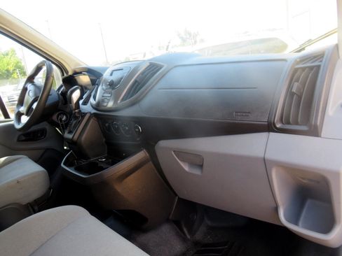 Used 2015 Ford Transit 250 130 Low Roof w/ Exterior Upgrade Package image 25