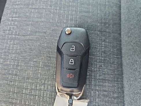 Used 2024 Ford F150 XLT w/ Tow/Haul Package image 34