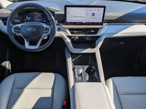New 2026 Ford Explorer Active w/ Active Comfort Package image 15