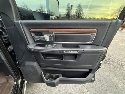 Used 2014 RAM 3500 Laramie image 23