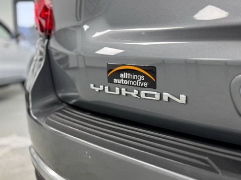 Used 2021 GMC Yukon Denali w/ Denali Premium Package image 48