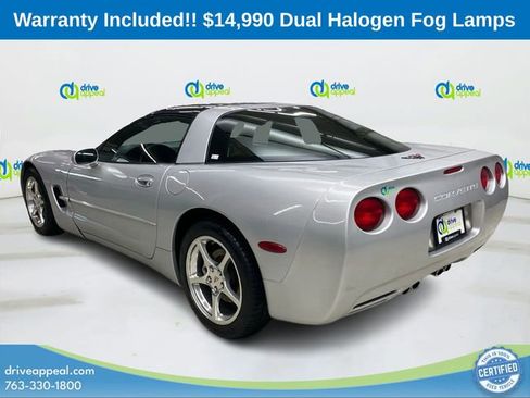 Used 2001 Chevrolet Corvette Coupe w/ Preferred Equipment Group2 RWD image 8