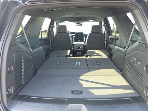 New 2026 GMC Yukon Elevation AWD/4WD image 12