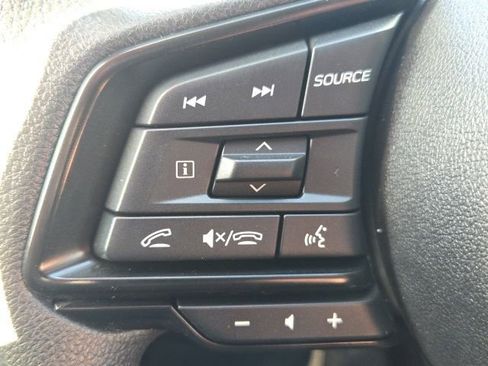 Used 2025 Subaru Crosstrek 2.0i Premium w/ Crosstrek Mirror Package image 16