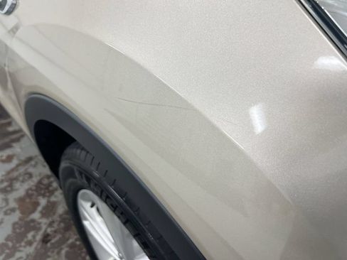 Used 2017 Ford Escape SE FWD image 29