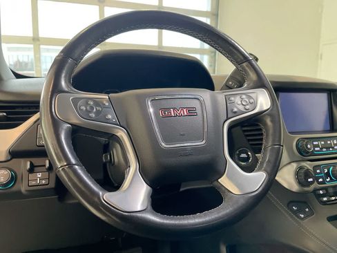 Used 2018 GMC Yukon SLT w/ Open Road Package AWD/4WD image 14