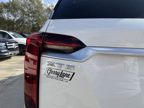 Used 2020 Cadillac XT6 Premium Luxury image 21