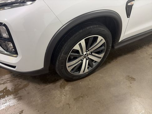 Used 2024 Mitsubishi Outlander Sport ES AWD/4WD image 9