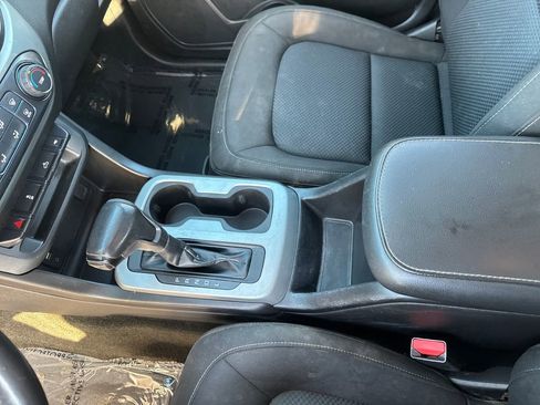 Used 2017 Chevrolet Colorado LT RWD image 30