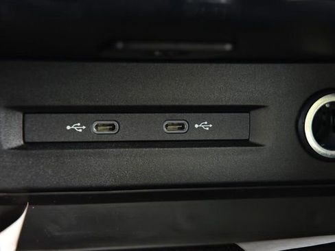 New 2025 Volkswagen Taos SEL image 15