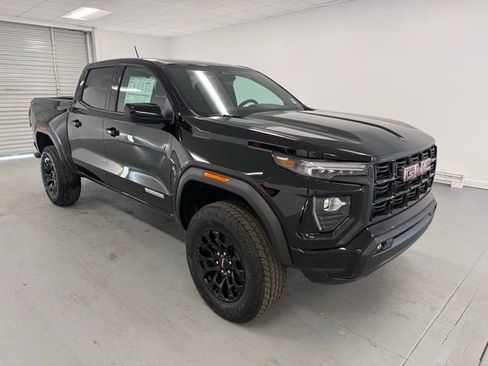 New 2026 GMC Canyon Elevation w/ Convenience Package image 3