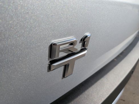 Used 2024 Rivian R1T Adventure AWD/4WD image 39