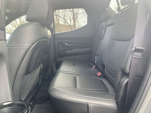 Used 2022 Hyundai Santa Cruz Limited image 25