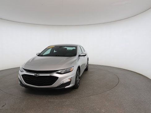Used 2020 Chevrolet Malibu RS image 32