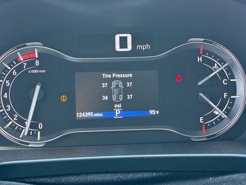 Used 2017 Honda Pilot Touring image 18