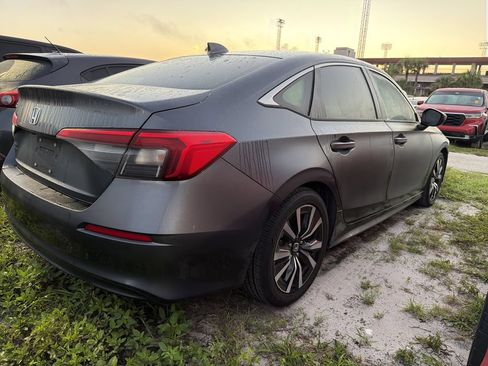 Used 2022 Honda Civic EX image 9