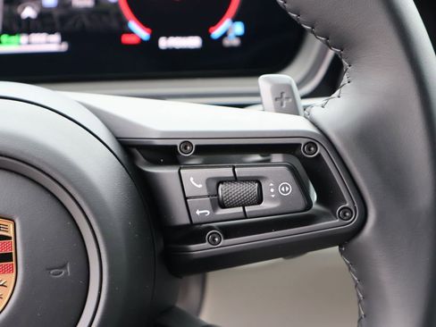 New 2026 Porsche Cayenne E-Hybrid Coupe image 31