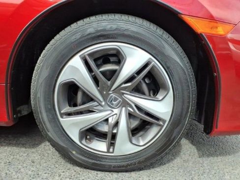 Used 2019 Honda Civic LX image 2