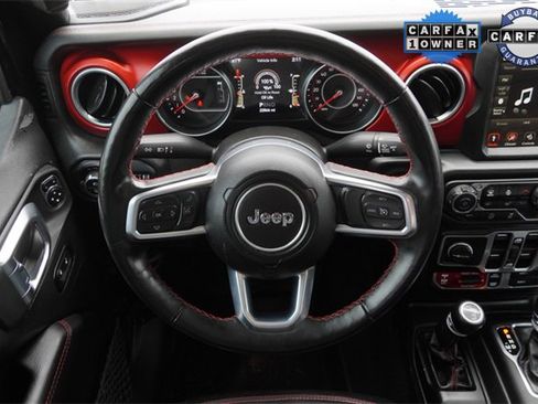 Certified 2022 Jeep Gladiator Rubicon w/ Cold Weather Group image 15