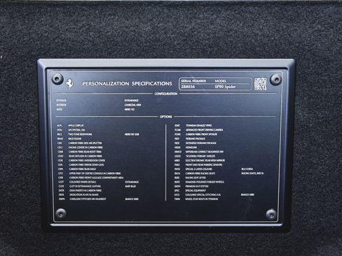 Used 2023 Ferrari SF90 Spider image 23