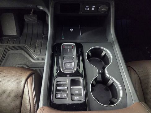 Used 2025 Honda Pilot Elite image 15