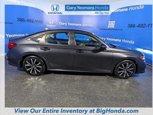 Used 2024 Honda Civic EX image 6