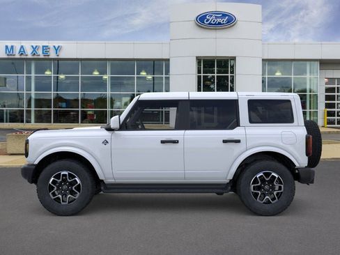 New 2026 Ford Bronco Outer Banks image 3