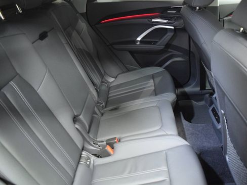 New 2025 Audi Q5 Premium Plus w/ Premium Plus image 6