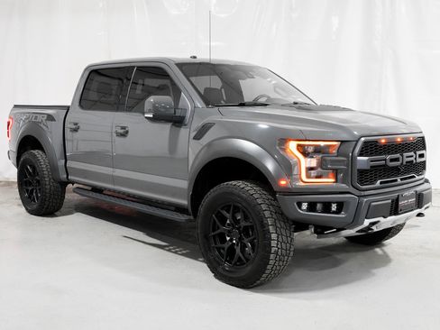 Used 2018 Ford F150 Raptor w/ Equipment Group 802A Luxury AWD/4WD image 8
