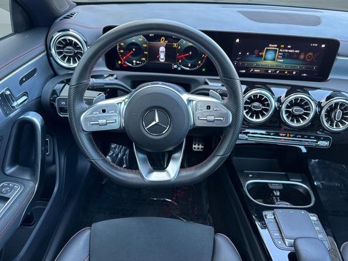 Used 2022 Mercedes-Benz CLA 250 image 27