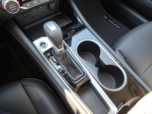 New 2025 Nissan Altima 2.5 SR image 24