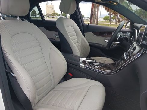 Used 2015 Mercedes-Benz C 300 4MATIC Sedan image 16