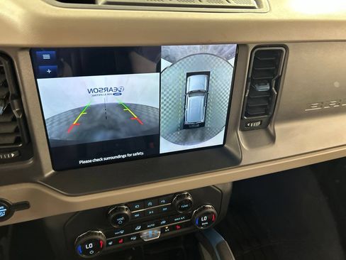 Used 2024 Ford Bronco Wildtrak AWD/4WD image 19