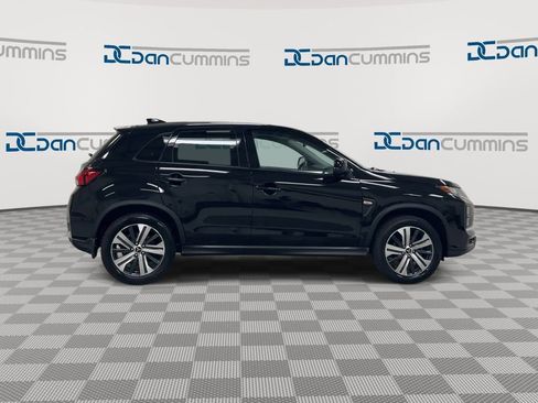Used 2024 Mitsubishi Outlander Sport SE AWD/4WD image 9