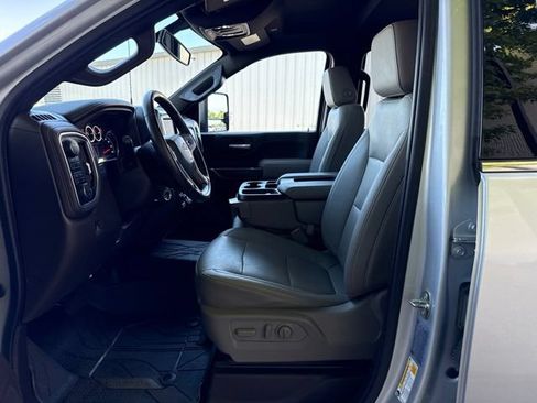 Used 2023 Chevrolet Silverado 3500 LTZ AWD/4WD image 23