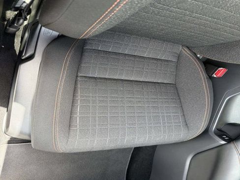 Used 2025 Honda HR-V Sport image 15