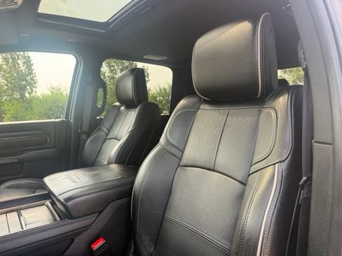 Used 2022 RAM 3500 Limited AWD/4WD image 49