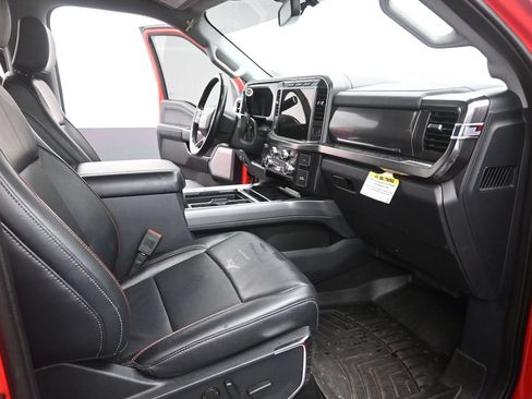 Used 2024 Ford F250 Lariat w/ Black Appearance Package AWD/4WD image 26