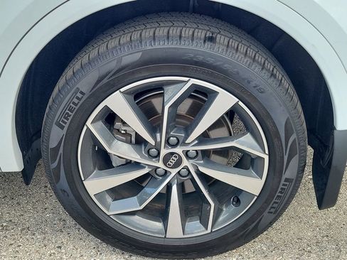 Used 2021 Audi Q5 2.0T Premium AWD/4WD image 12