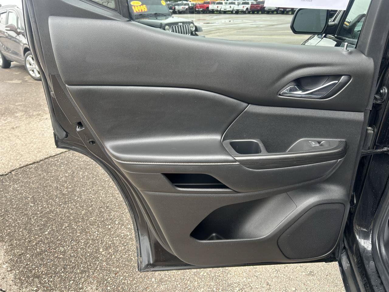 Used 2019 GMC Acadia SLE w/ Driver Alert Package I AWD/4WD image 13