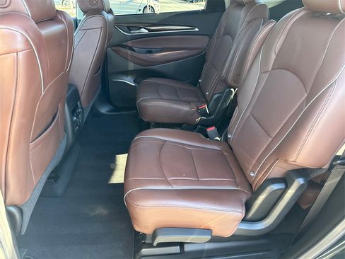Used 2018 Buick Enclave Avenir w/ Avenir Technology Package image 19