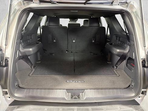 Used 2025 Toyota 4Runner SR5 AWD/4WD image 18