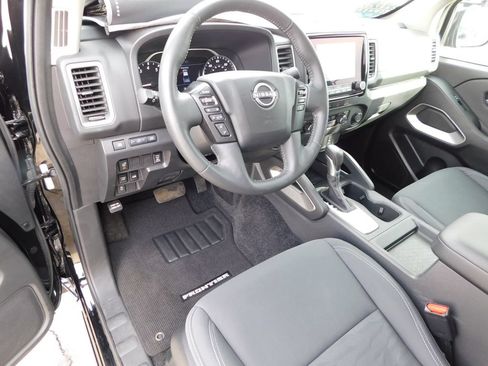 Used 2024 Nissan Frontier SV w/ Hardbody Edition AWD/4WD image 25